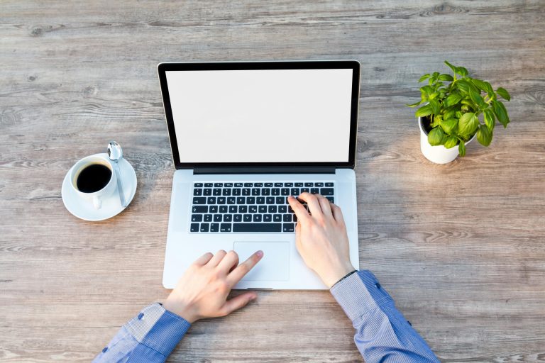 ¿Cómo elegir un epígrafe IAE si trabajas online o como freelance en 2025?