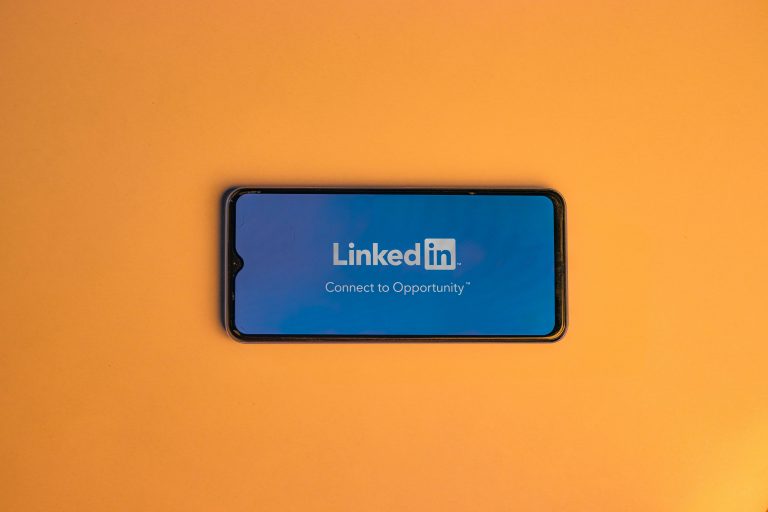 ¿Cómo usar LinkedIn para conseguir clientes si eres freelance?
