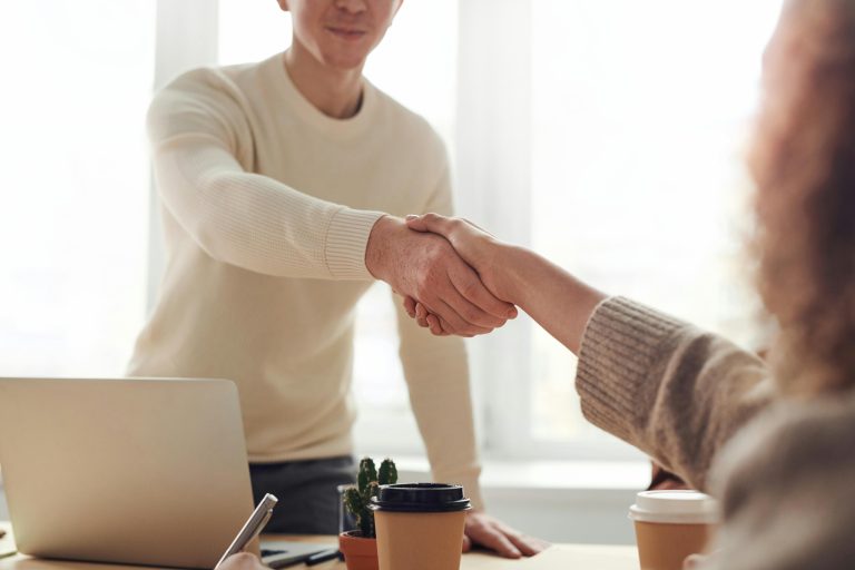 ¿Cómo conseguir más clientes como autónomo?