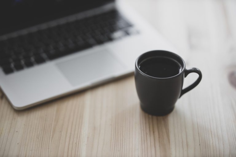 ¿Cómo vender cursos online como autónomo?